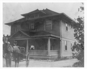 Graffen.Grayscale239